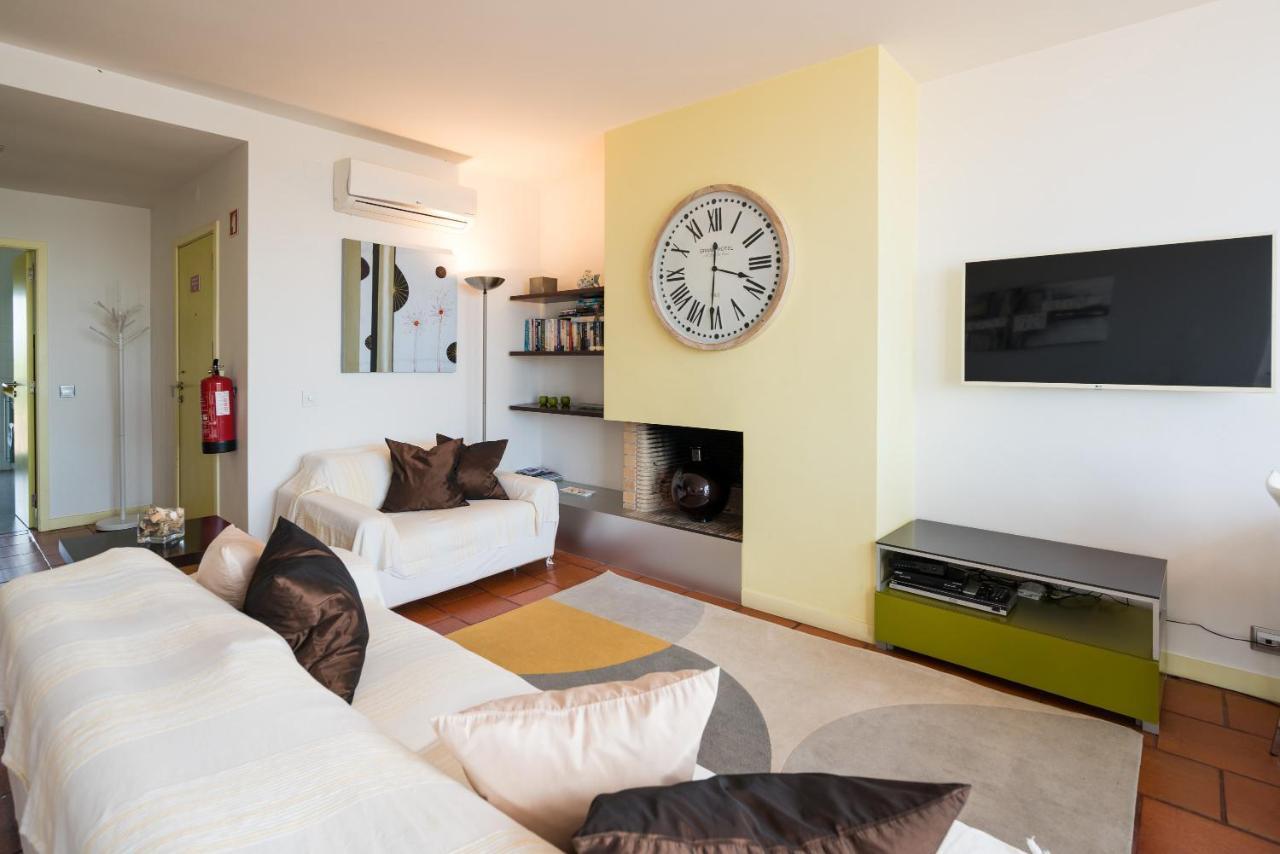 Stunning 2-Bed Penthouse In Lagos 250M From Beach Exterior foto